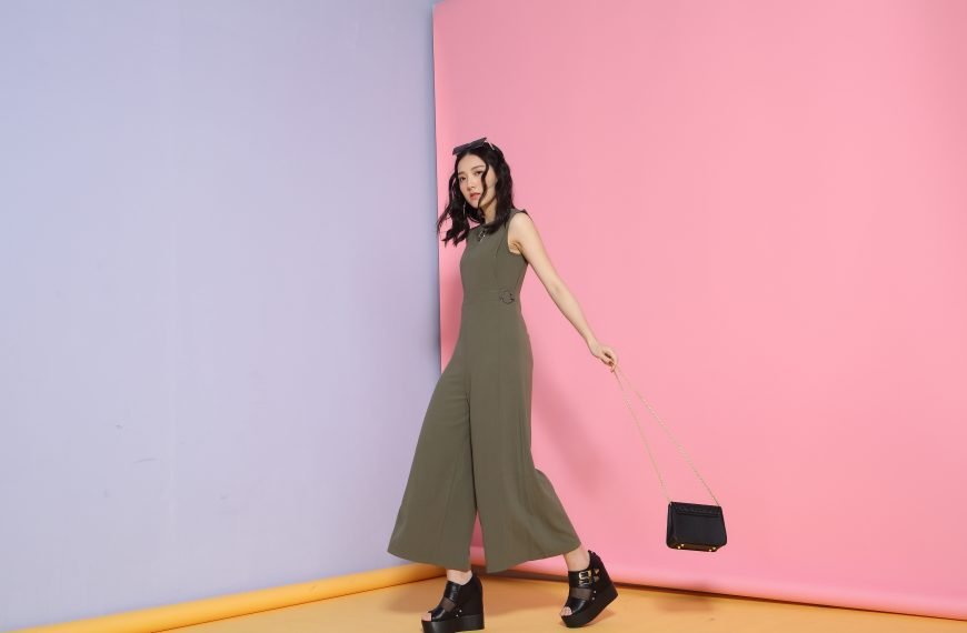 El pantalón de campana: de ícono retro a moda sostenible